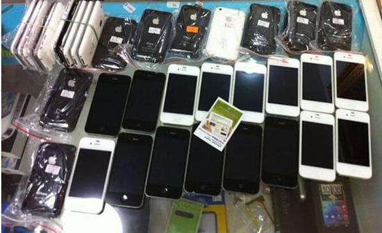 廢品堆里淘金 回收舊手機，開啟年入400萬財富新賽道